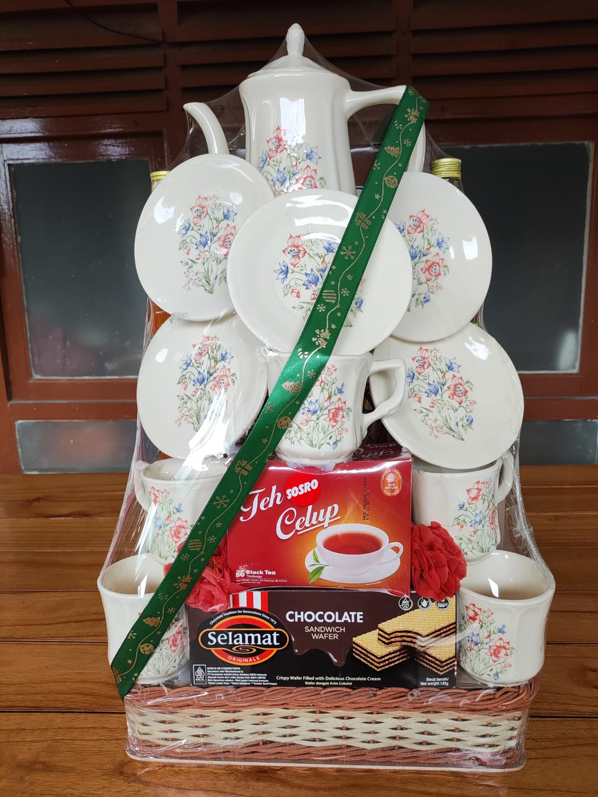 Parcel Eve - Image 3